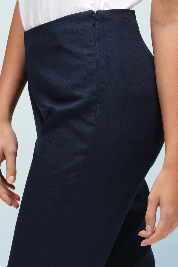 Lili Straight-Leg Beauty Trouser