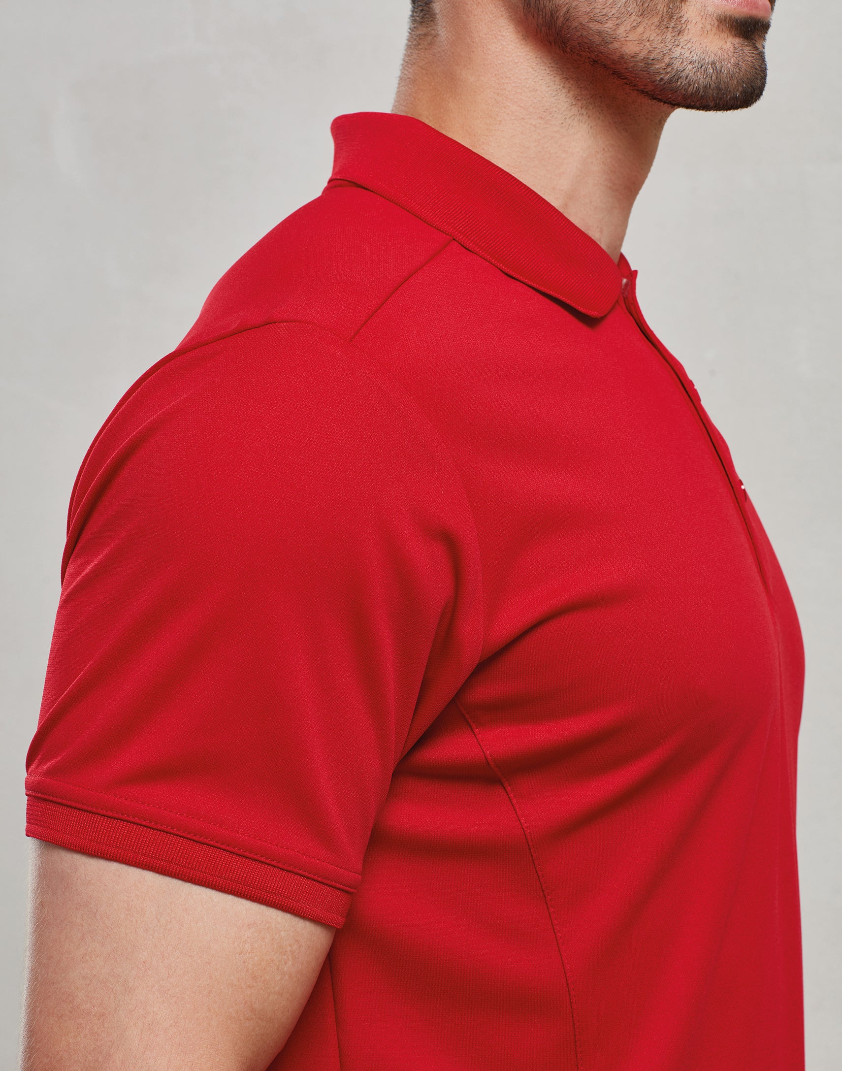 PR615_Red_5_DEC_2025