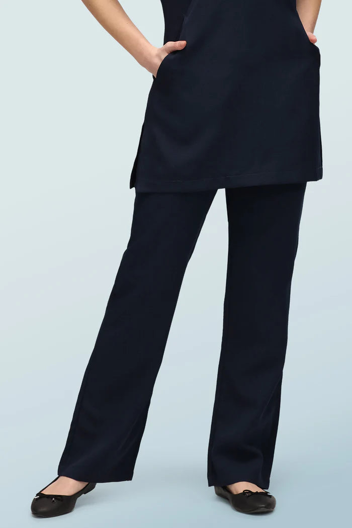 Lili Straight-Leg Beauty Trouser