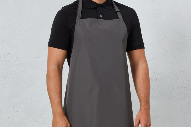 How to wear: Restaurant aprons