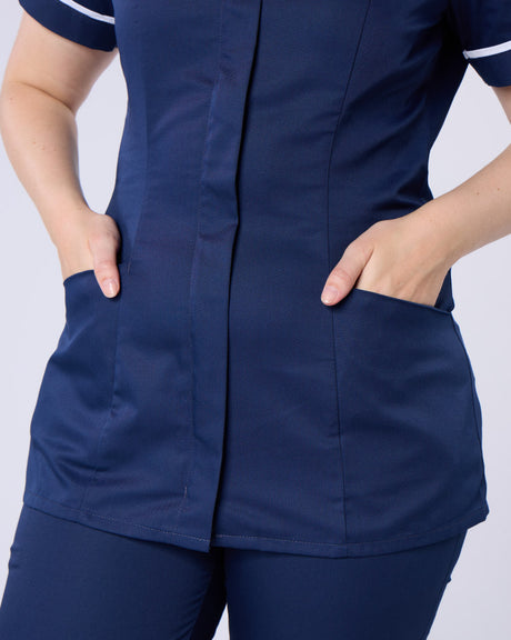 WOMEN’S ZIP FRONT NURSE TUNIC UNIFORM WITH ROUNDED COLLAR