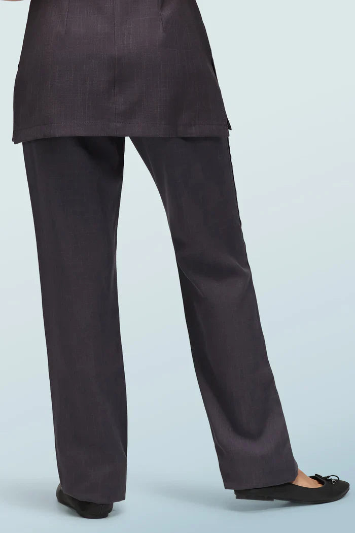 Lili Straight-Leg Beauty Trouser