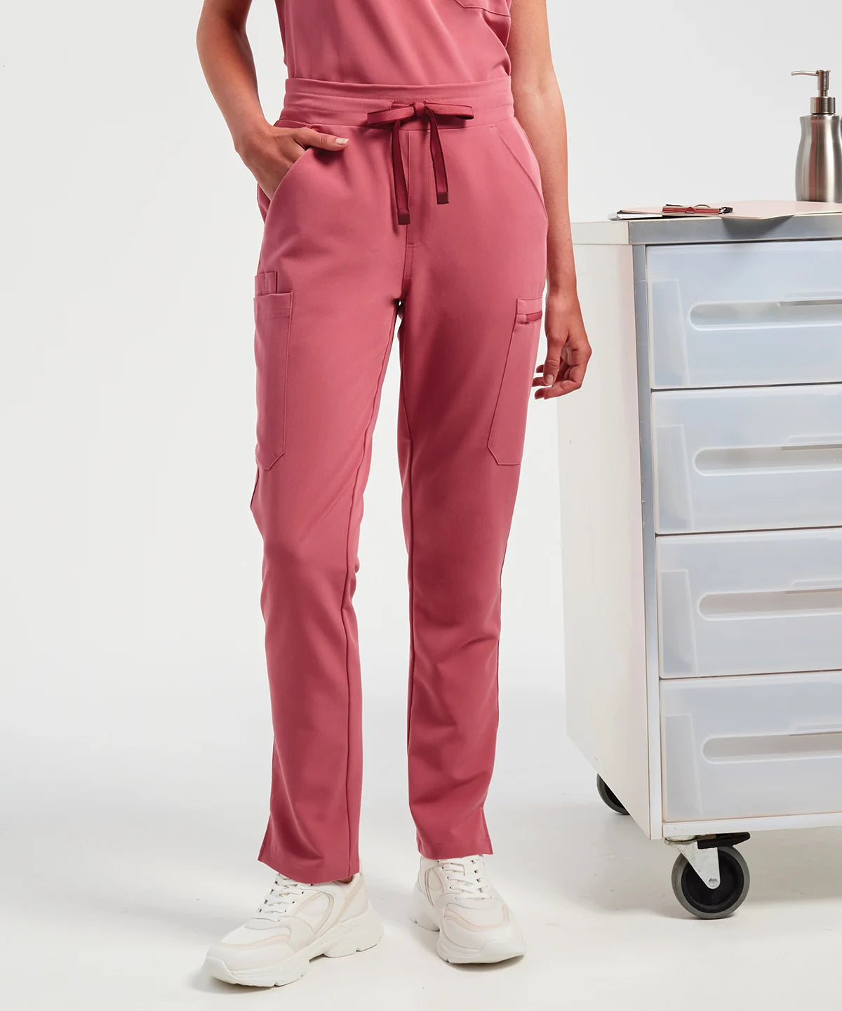 'RELENTLESS' WOMEN'S ONNA STRETCH CARGO PANTS