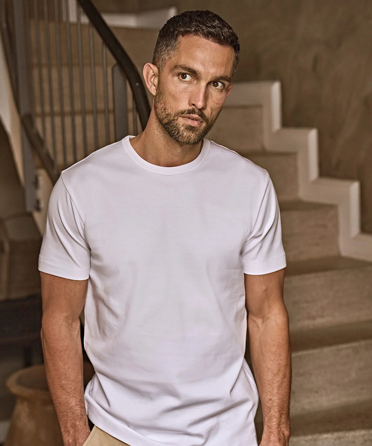 MEN'S LUXURY ORGANIC COTTON T-SHIRT