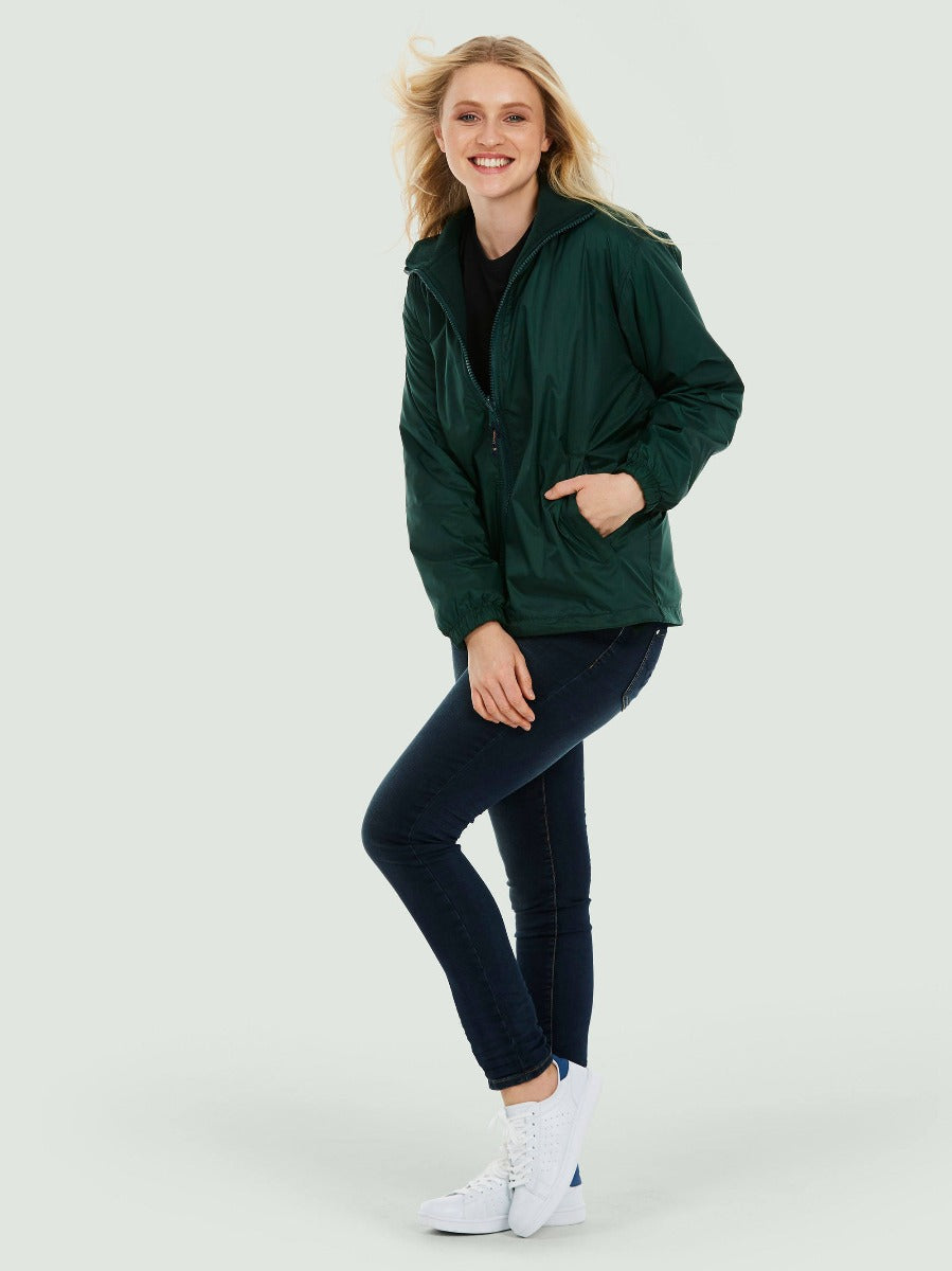 Woman Wearing A Black Reversible Fleece Jacket
